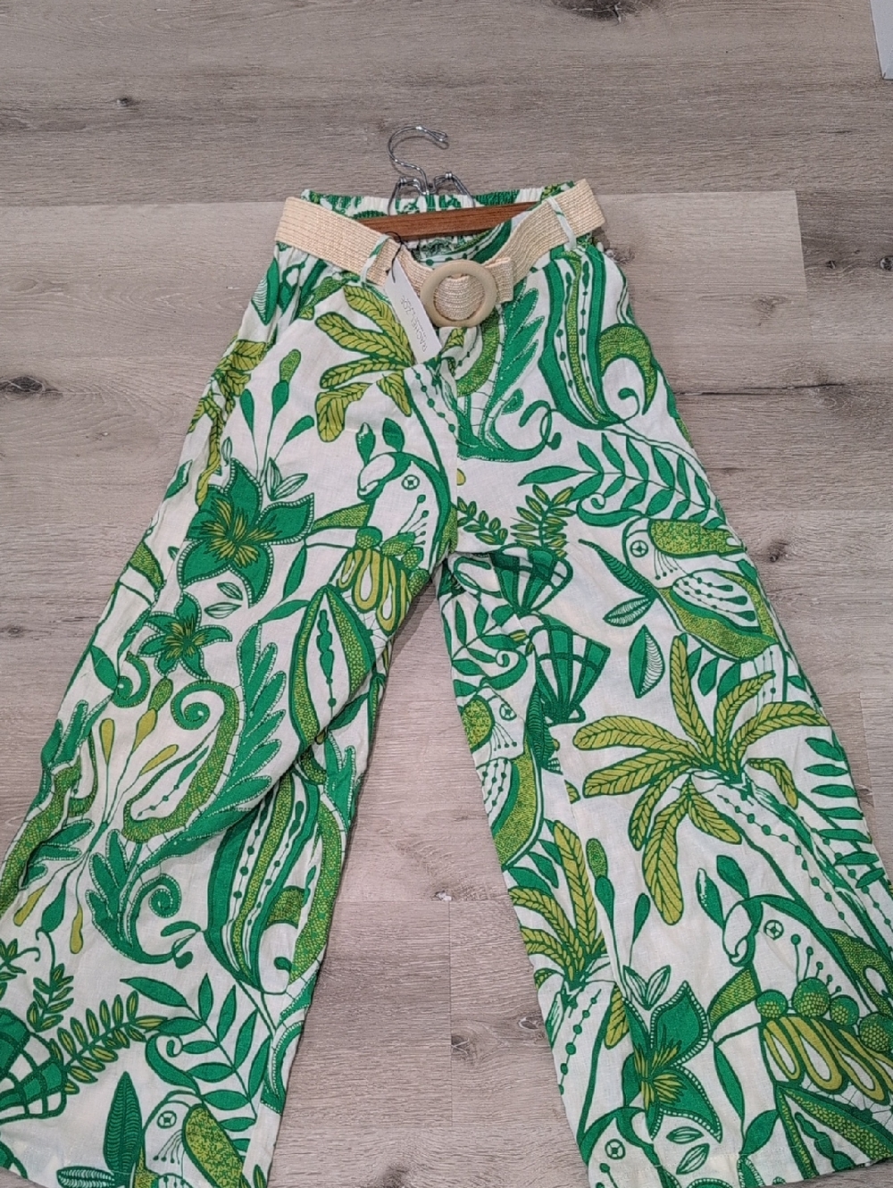 NWT.Rachel Zoe White Tropical Leaf Print Wide Pants